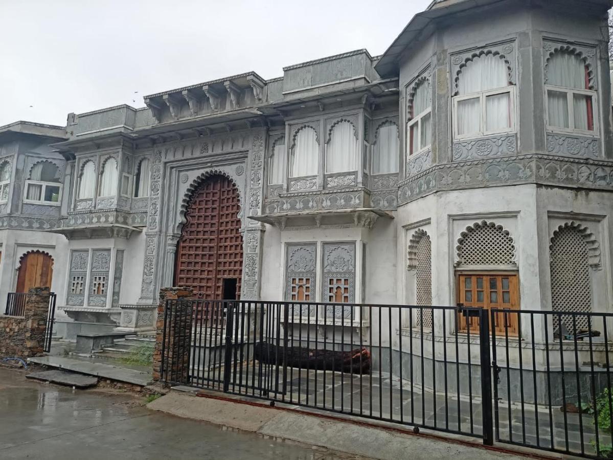 أُودايبور Hotel Aravali View Palace المظهر الخارجي الصورة
