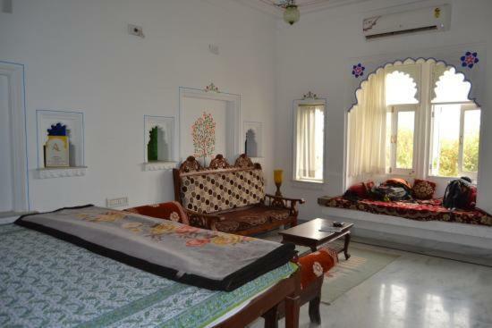 أُودايبور Hotel Aravali View Palace المظهر الخارجي الصورة